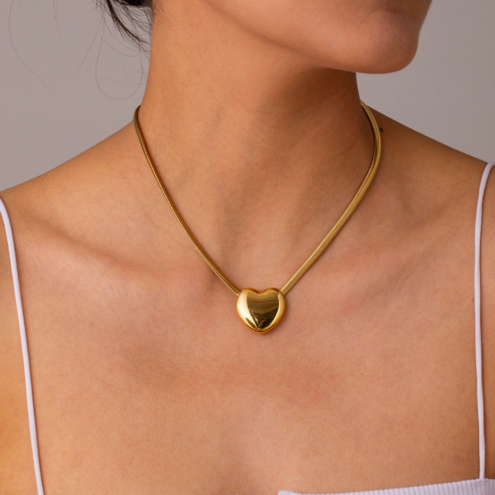 Wholesale Valentine's Day 16k Gold Stainless Steel Flat Snake Chain Love Necklace
