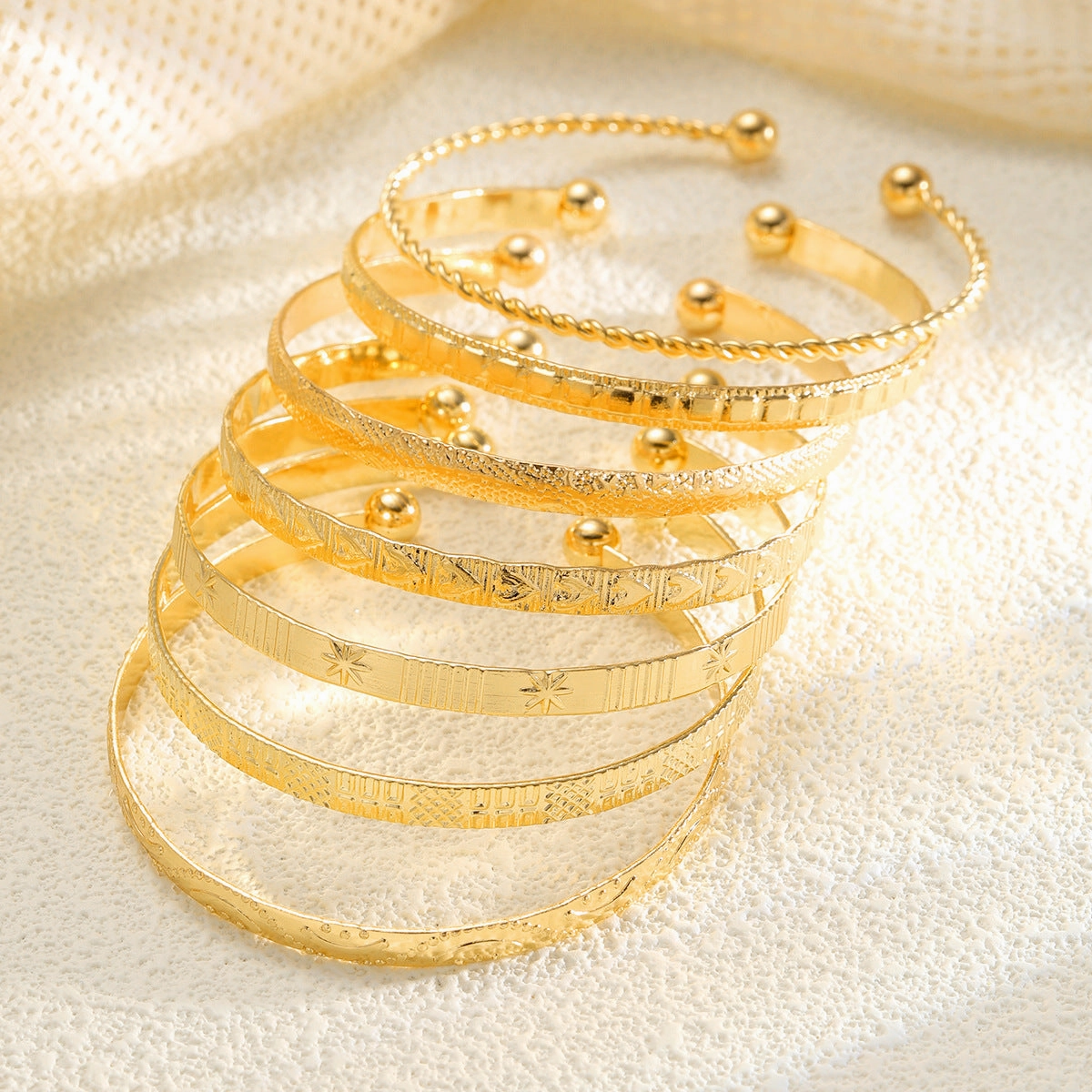 Wholesale Vintage multi-layered diamond pattern bracelet