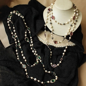 Wholesale Vintage Pearl Alloy Necklaces