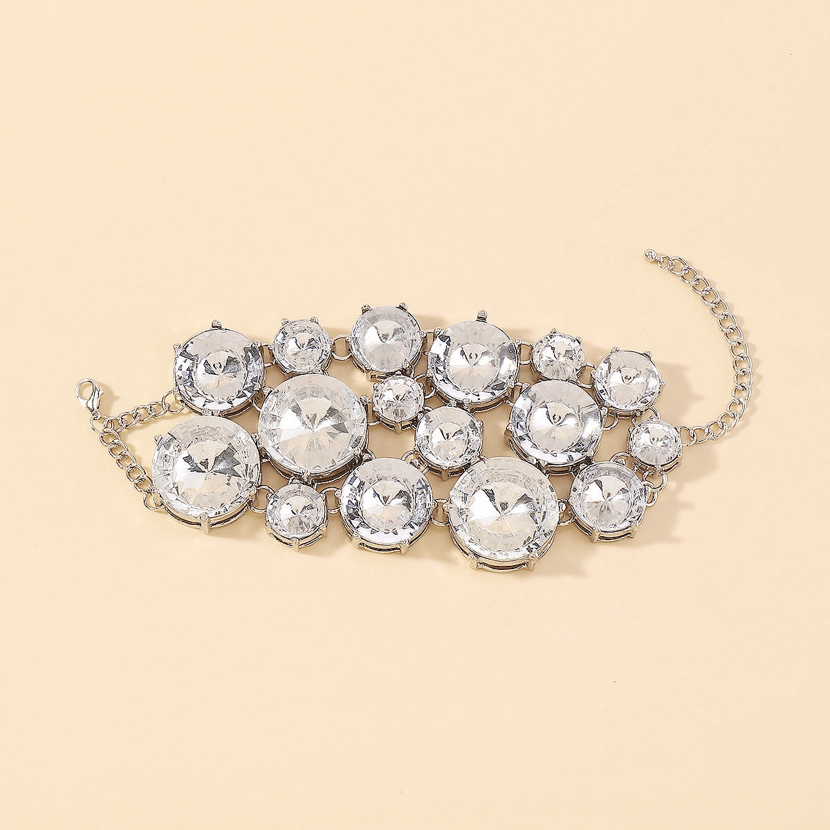 Wholesale Vintage Round Diamond Alloy Bracelet