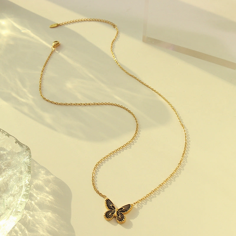Wholesale Wavy Pattern Butterfly Distressed Pendant Titanium Steel Gold Plated Necklaces