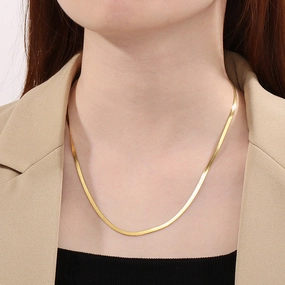 Wholesale Women's Gold Titanium Steel Chain Decoration Necklace